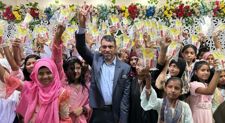 উলিপুরে কৃতি শিক্ষার্থীদের সংবর্ধনা, সুনাগরিক হওয়ার আহ্বান এমপি সালেহীর